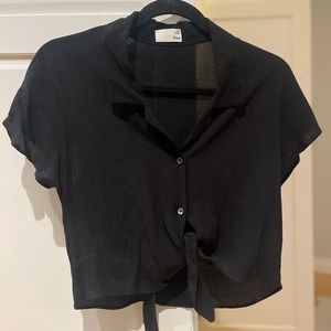 Wilfred Free Aritzia button up crop shirt Size XXS